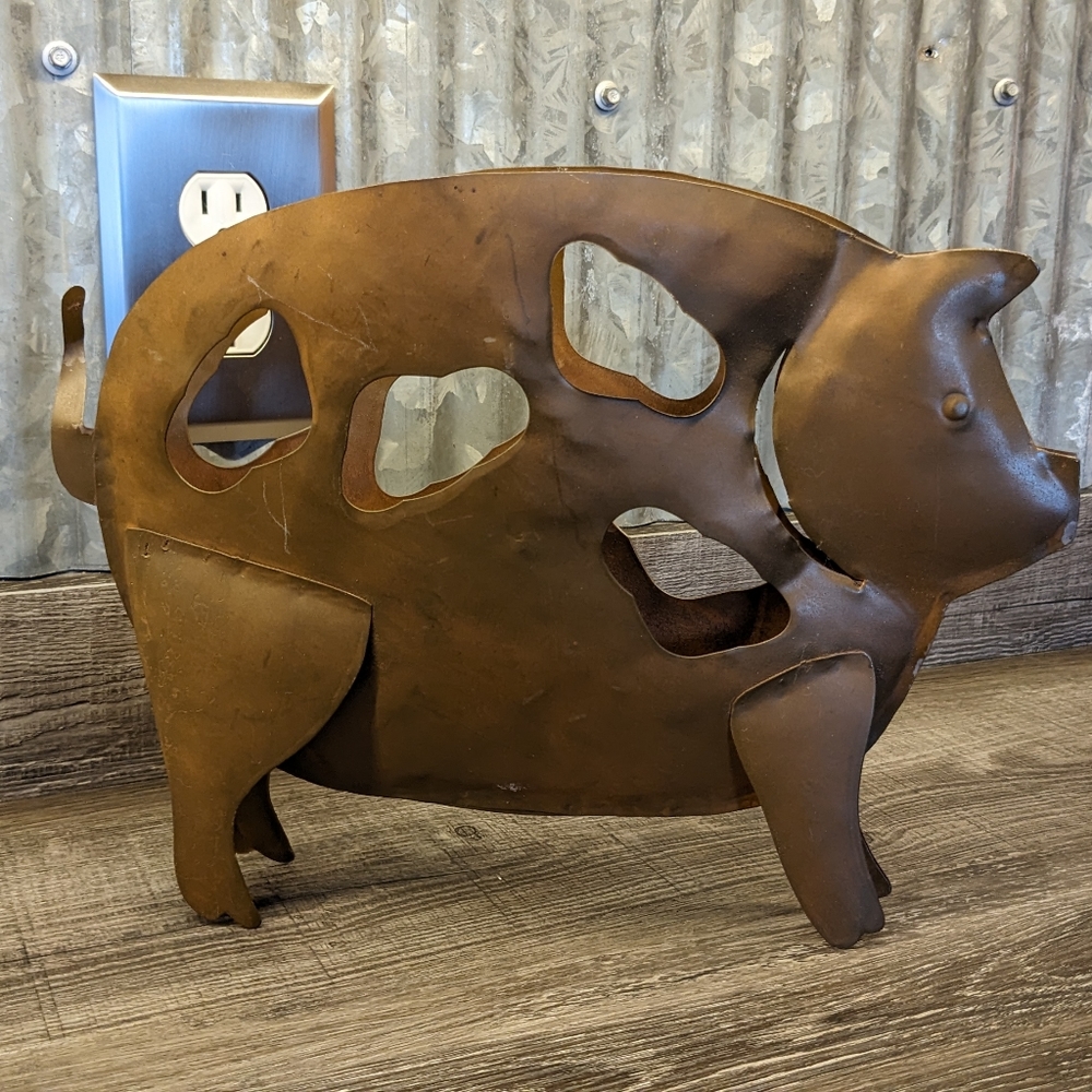 Metal Pig Candle Holder - Decoration - Primitive - Farmhouse